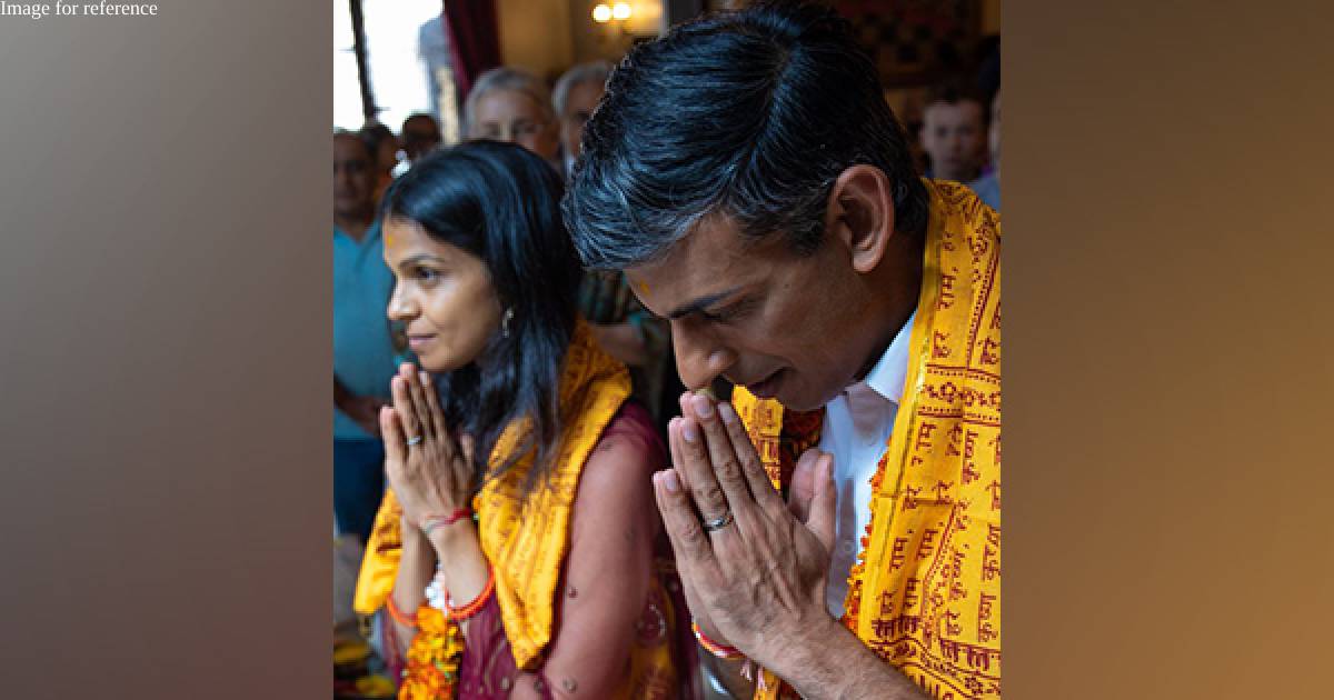 UK PM contender Rishi Sunak visits temple with wife to celebrate Janmashtami